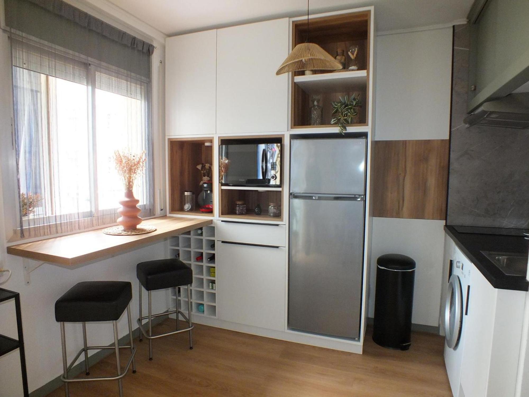 Cerca De La Playa Con Terraza Y Aparcamiento Privado - Es-204-75