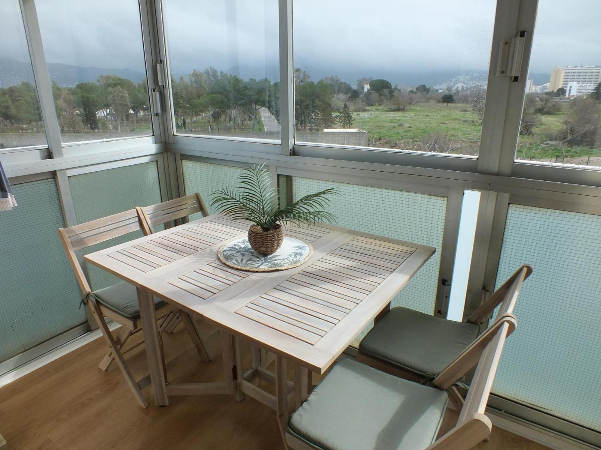 Cerca De La Playa Con Terraza Y Aparcamiento Privado - Es-204-75 Apartamento *