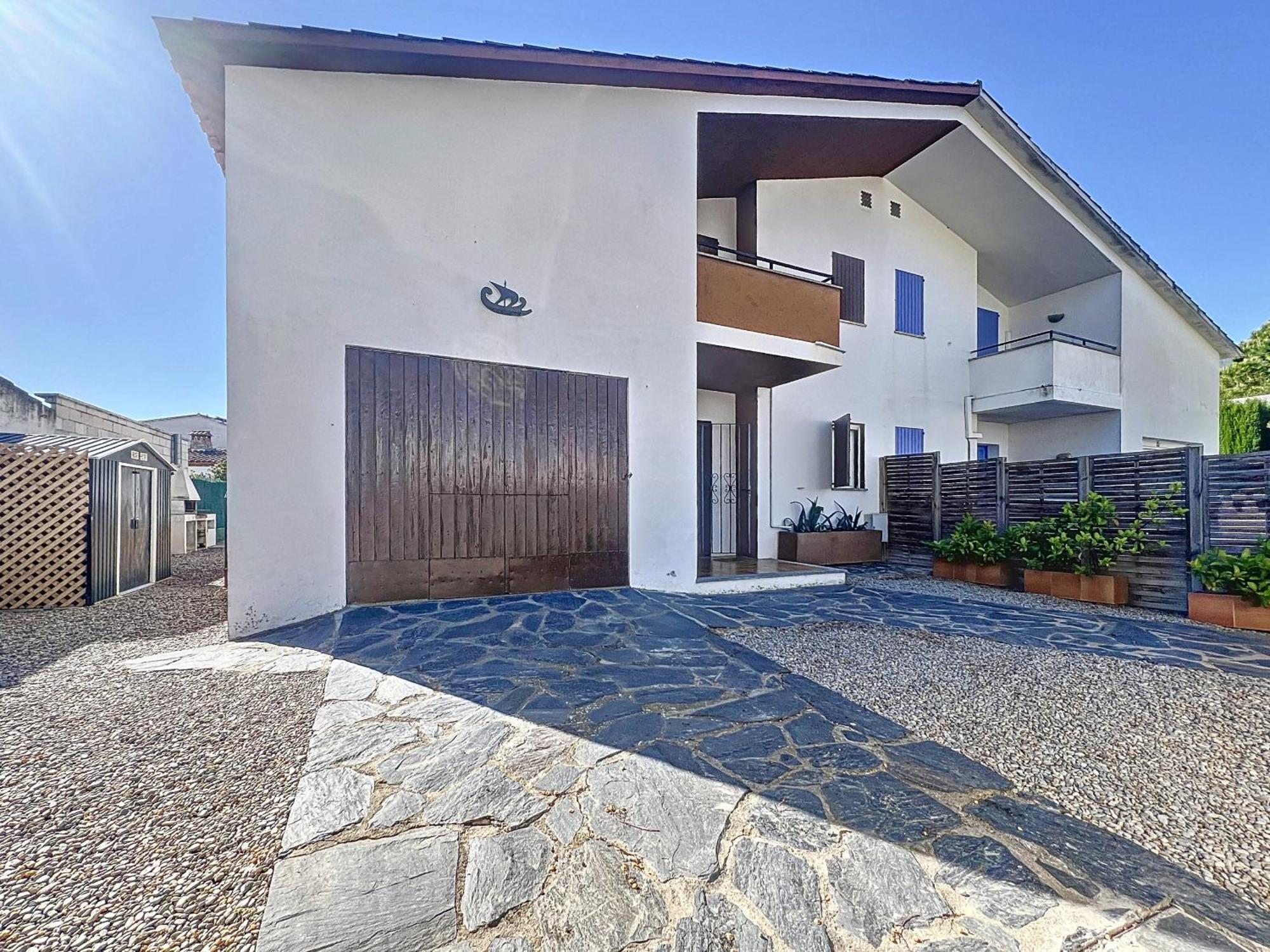 Peni 168a - Belle Maison Avec Piscine Holiday home Empuriabrava