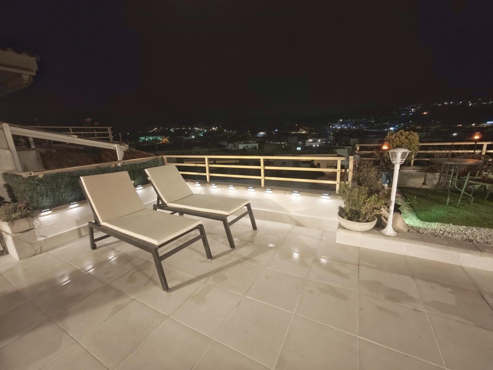 Apartment Luna Tossa De Mar With Jacuzzi, 5Mins Walking To The Beach, Sea And Castle View Big Terrace Tossa de Mar
