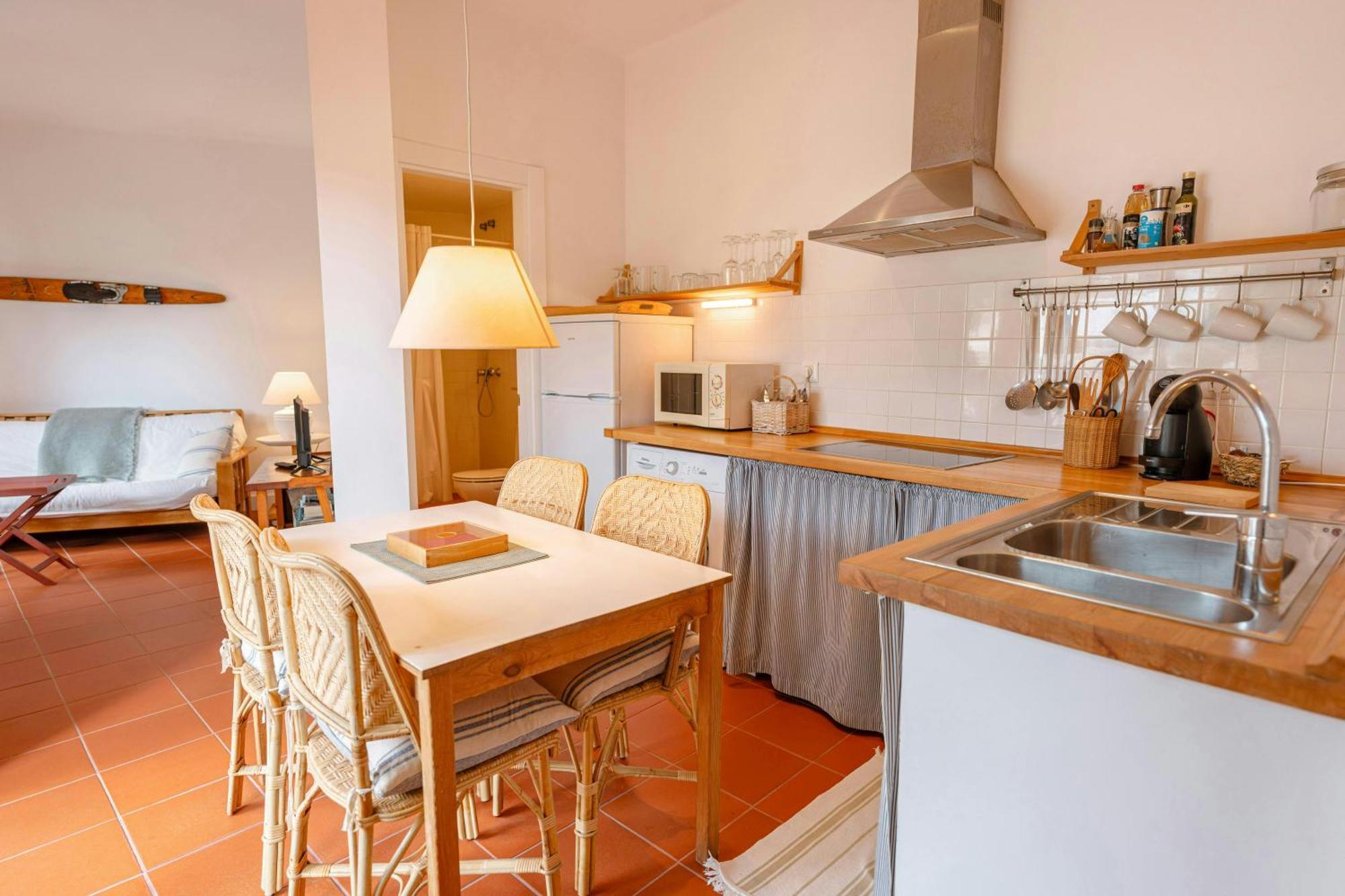 T5 - Cozy Retreat 50m To Garden Escape *