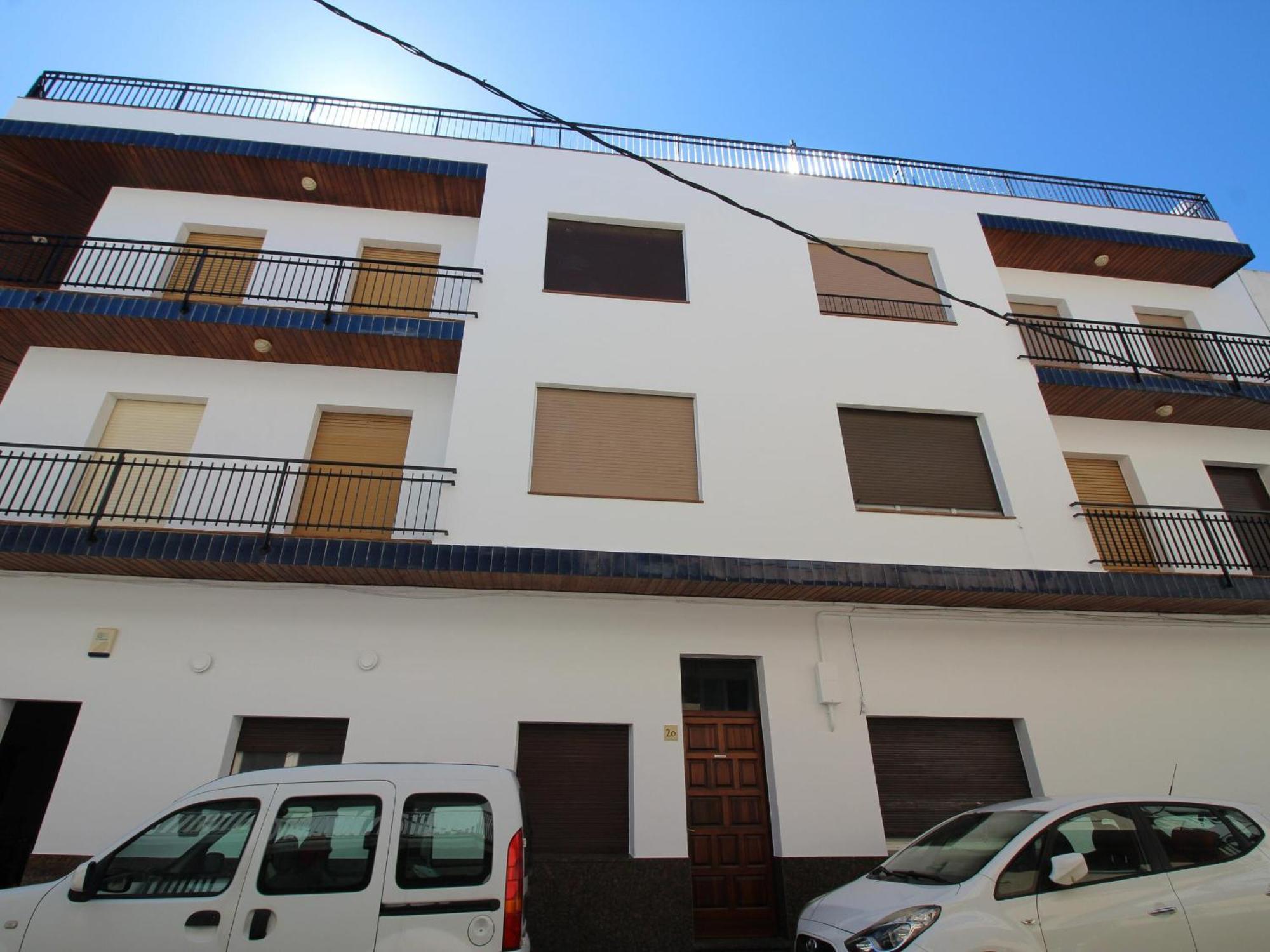 Atico Con Gran Terraza, A 100m De La Playa Del Port De Llanca, Con Wifi, Tv Y Cocina Renovada - Es-228-31 Apartamento *