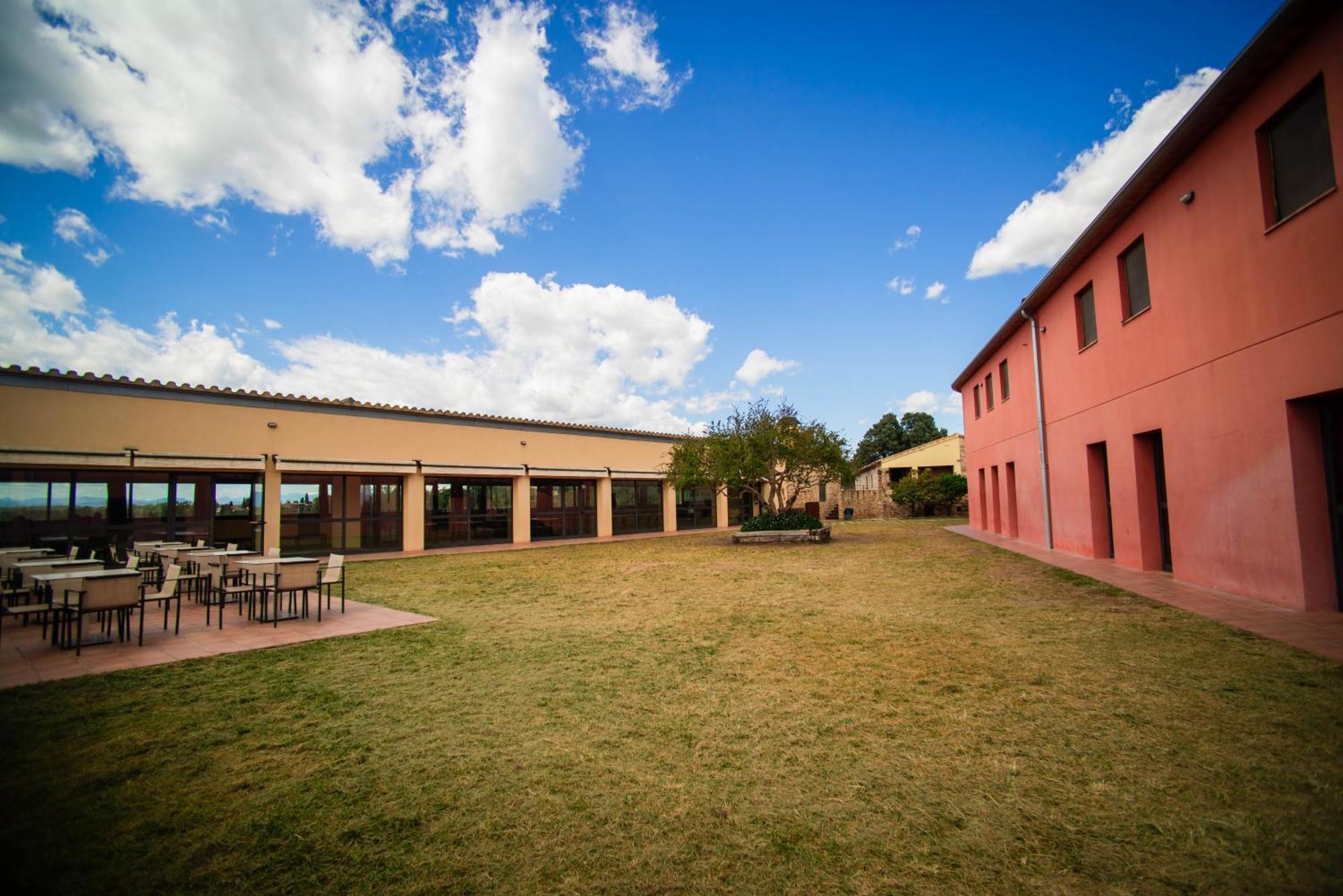 Casa De Colonies, El Ginebro