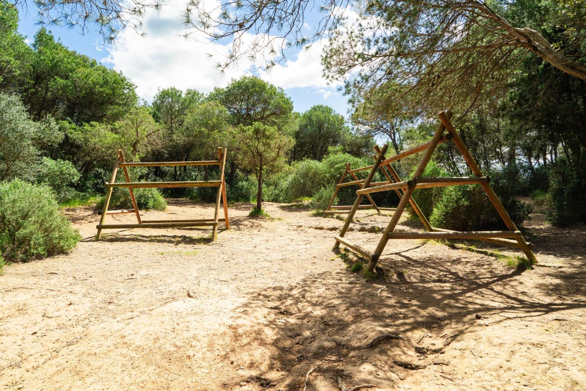 Casa De Colonies, El Ginebro *
