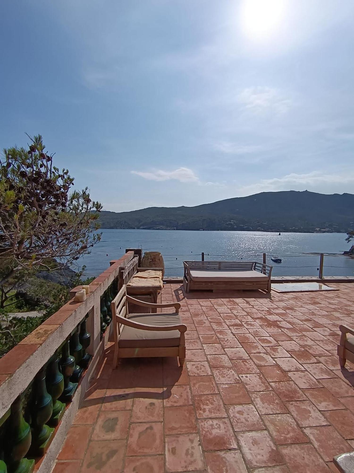 Isla Privada En De Ensueno Con 11 Dobles Con Bano Privado Y Piscina * Cadaques