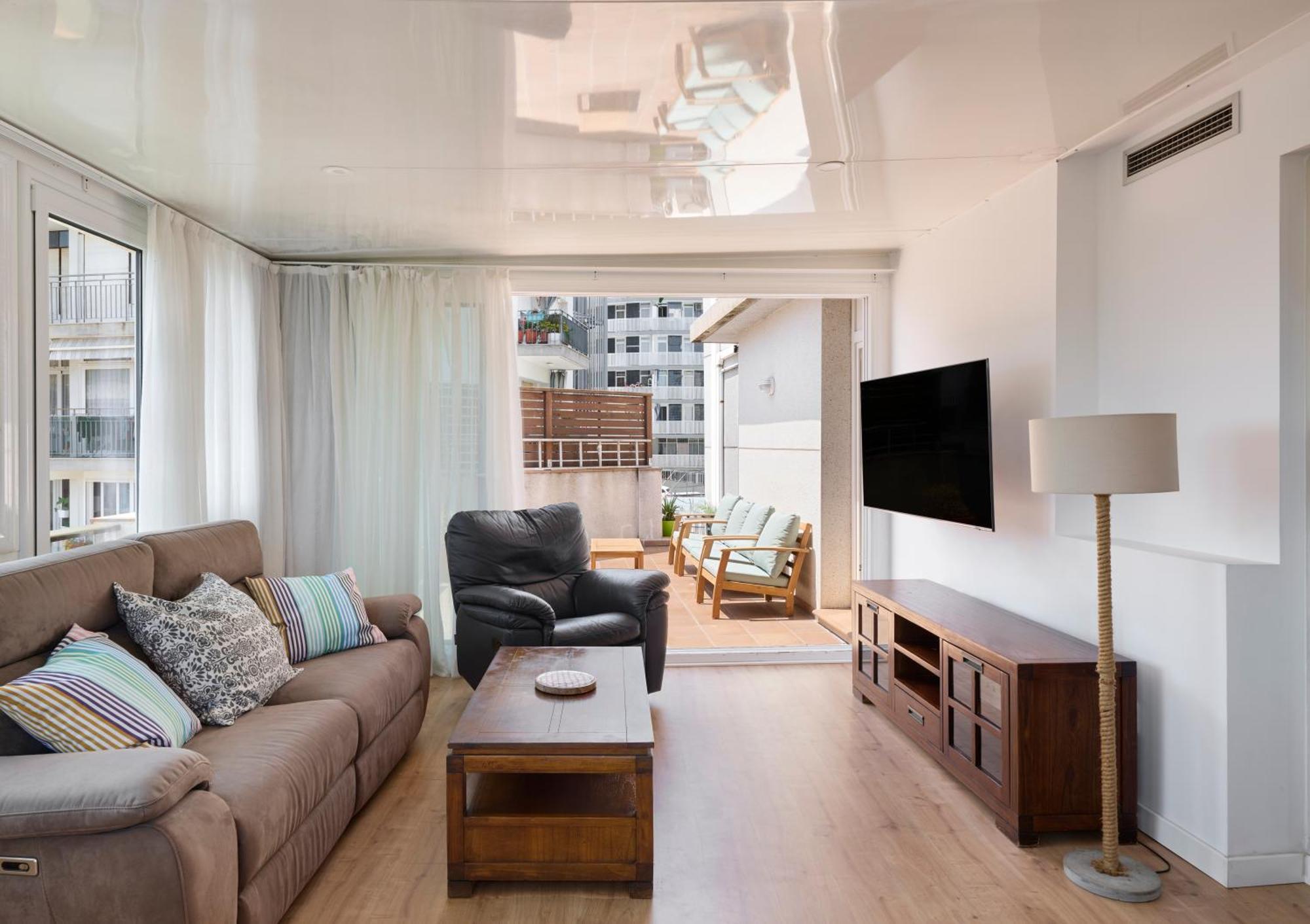Apartment Superiors Mtb Only Couples *