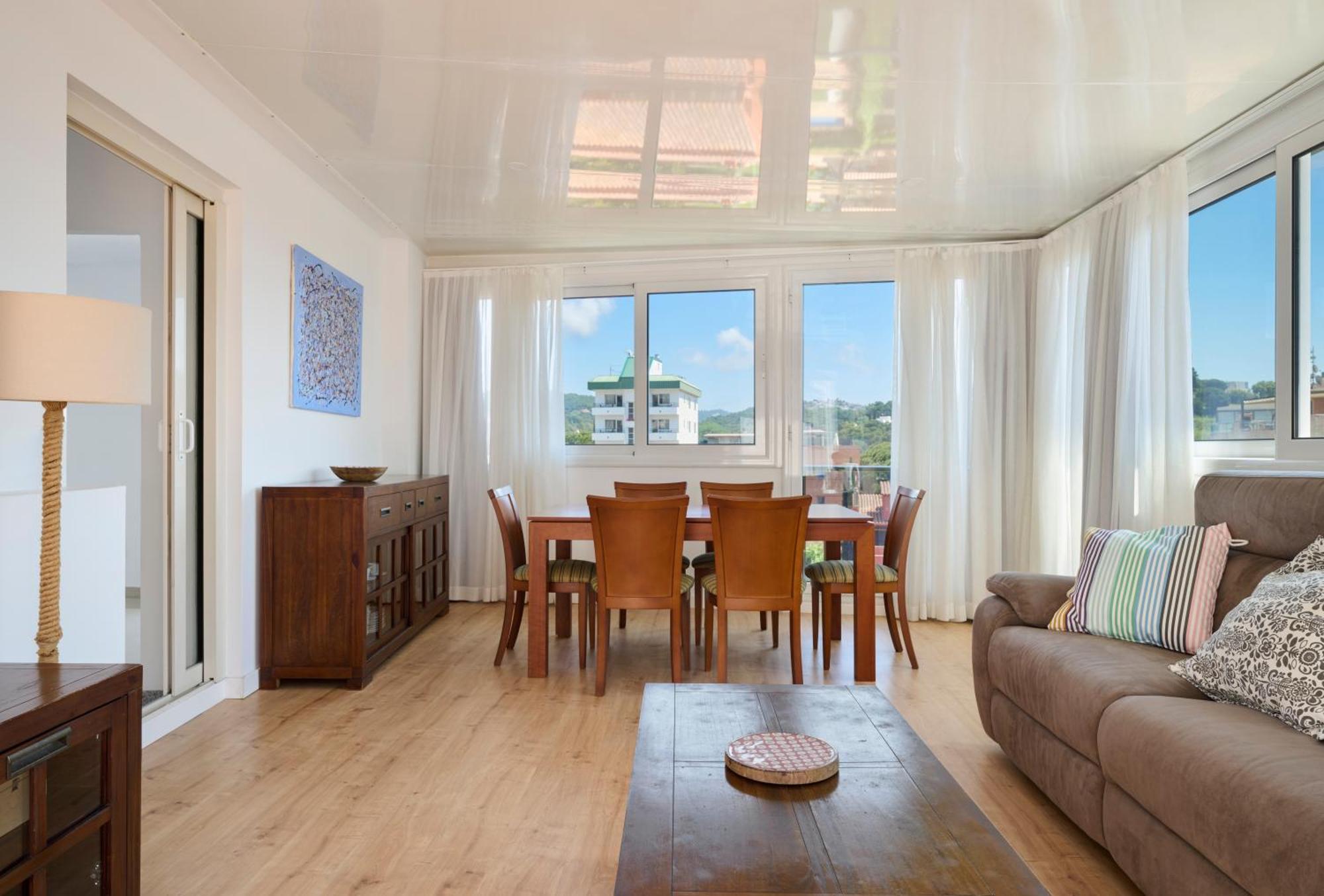 Apartment Superiors Mtb Only Couples *
