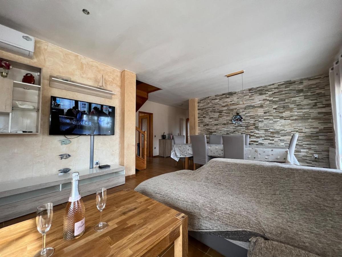 Casa Bellavista Con Piscina En Caldes Costa Brava * Caldes de Malavella