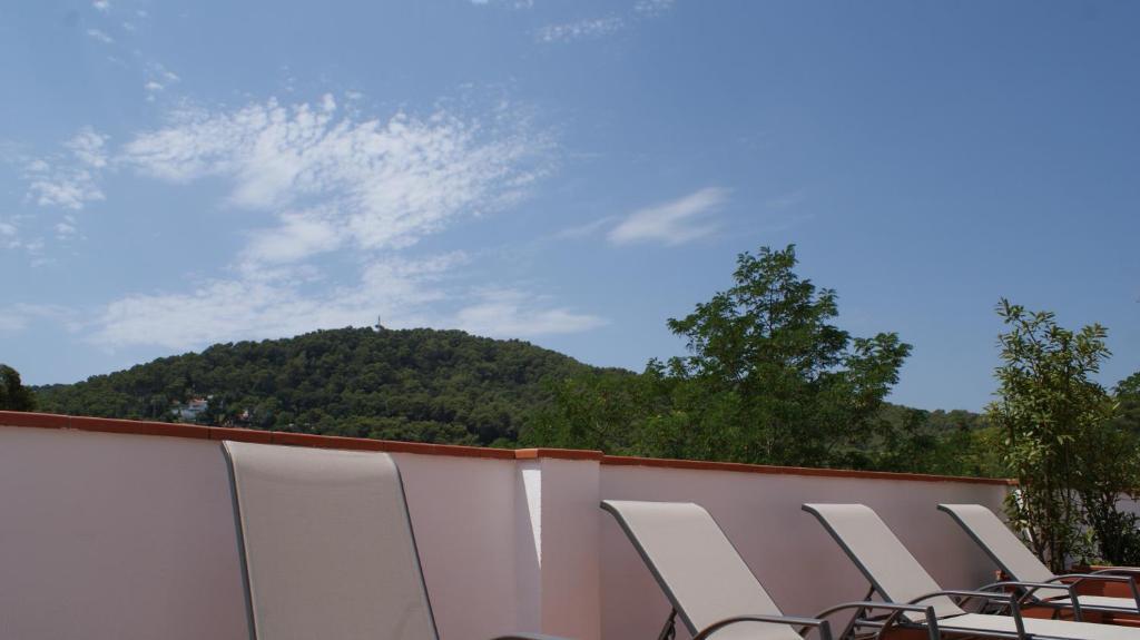 Hotel La Caleta De 3*