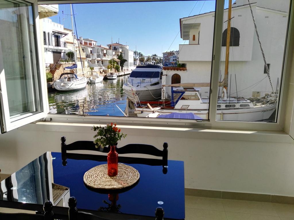 Waterside - Two Bedroom Empuriabrava
