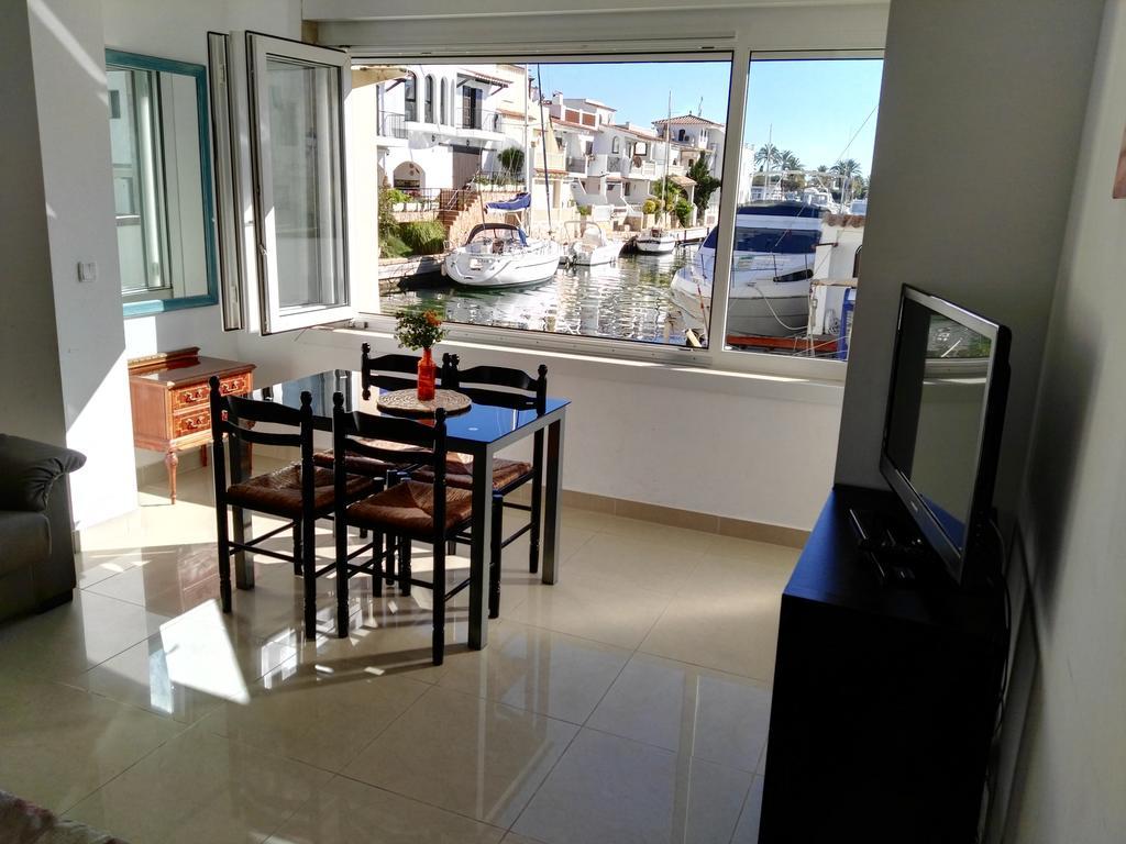 Waterside - Two Bedroom * Empuriabrava