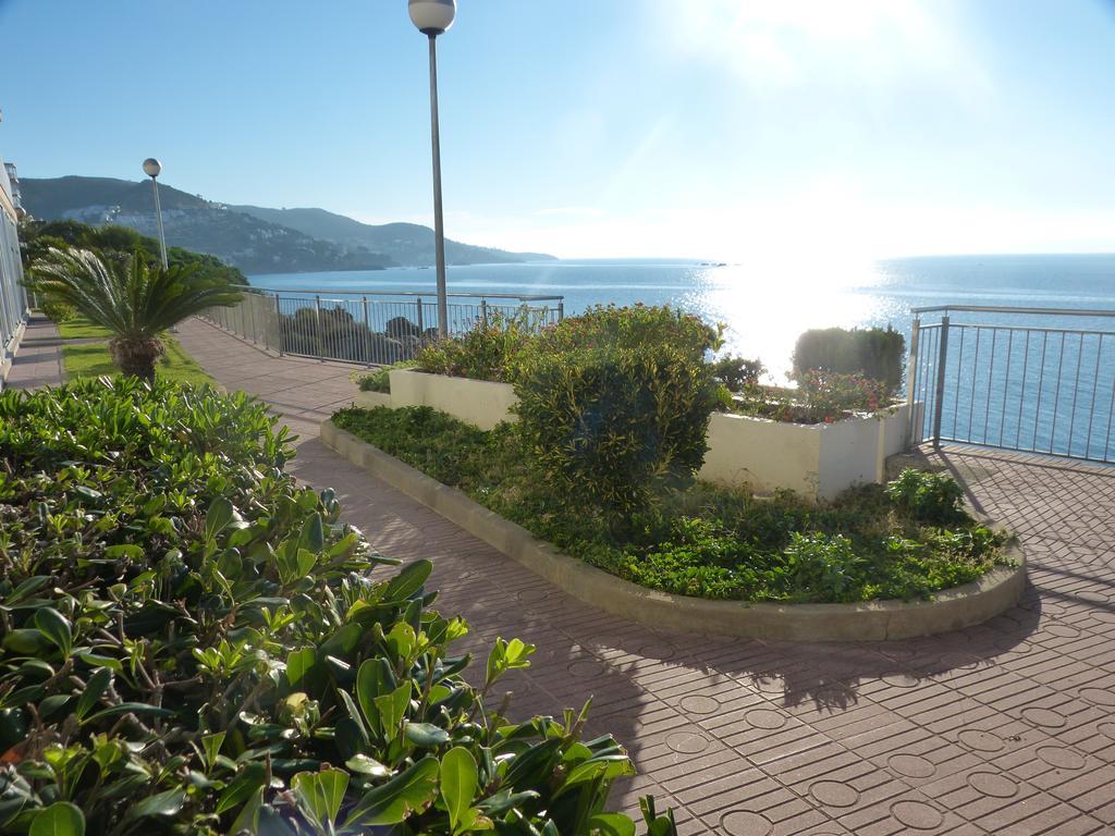 Apartamento Sobre El Mar