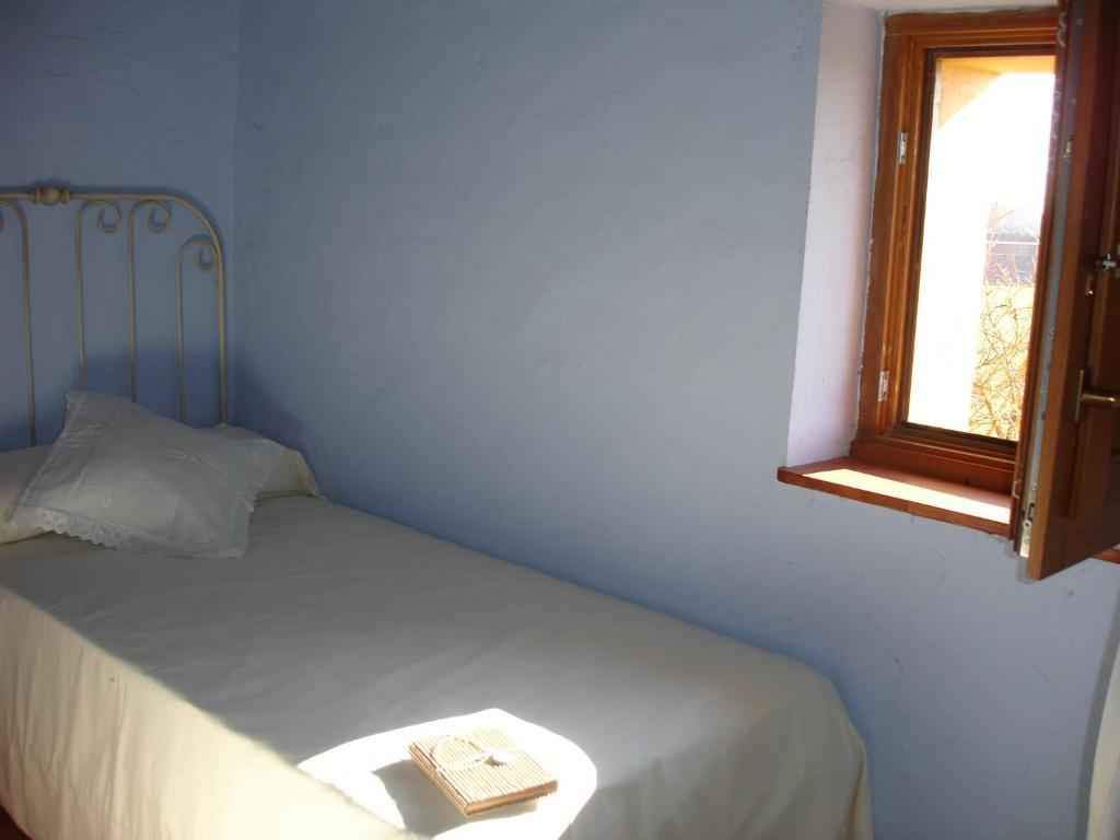 Casa Rural Ermita De Santa Llúcia Tonya