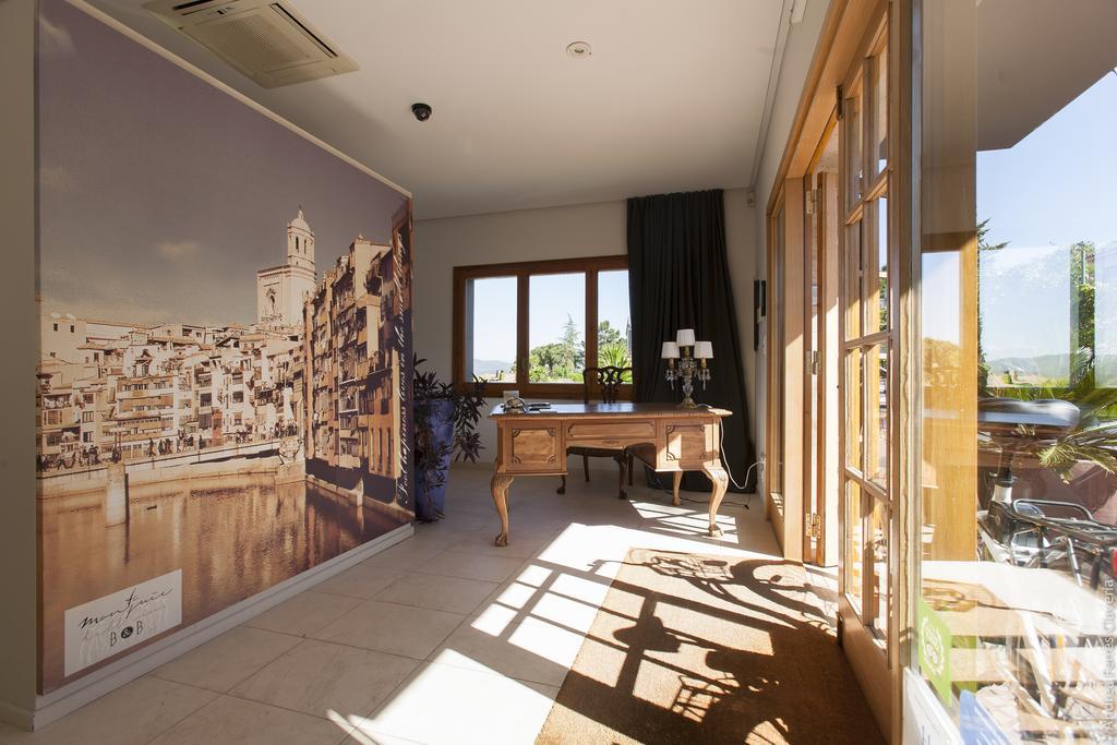 Villa Montjuic Girona Villa Girona