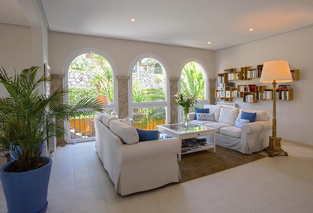 Villa Montjuic Girona *