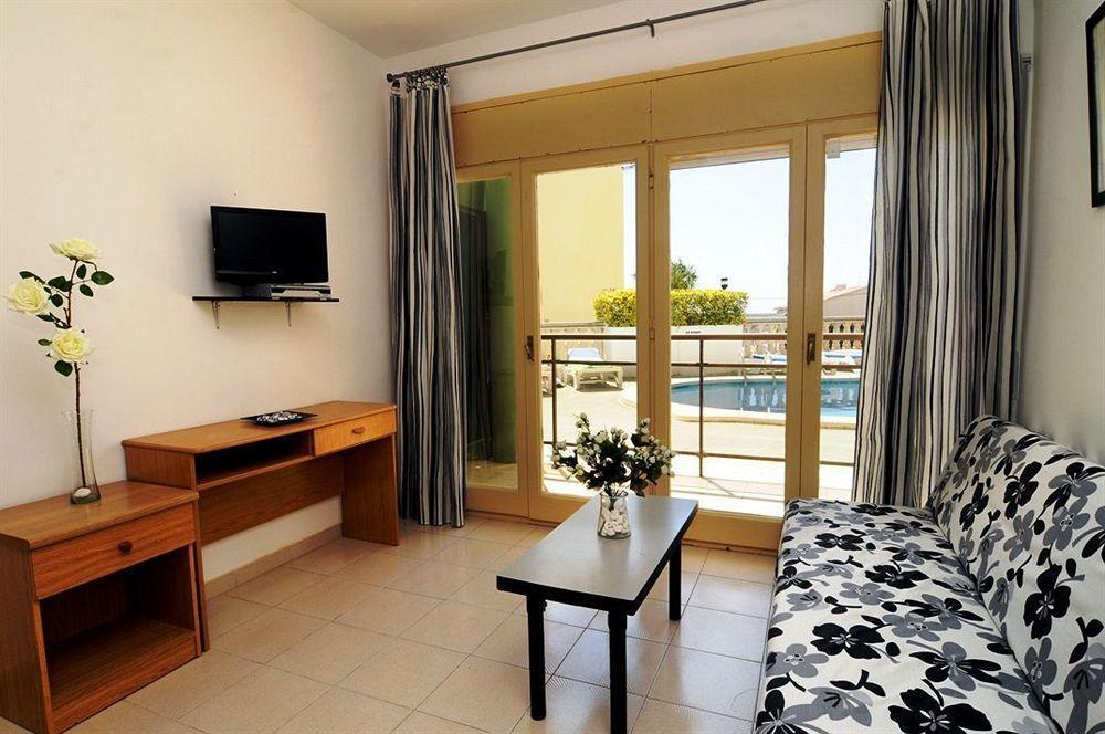 Ar Melrose Place Apartment