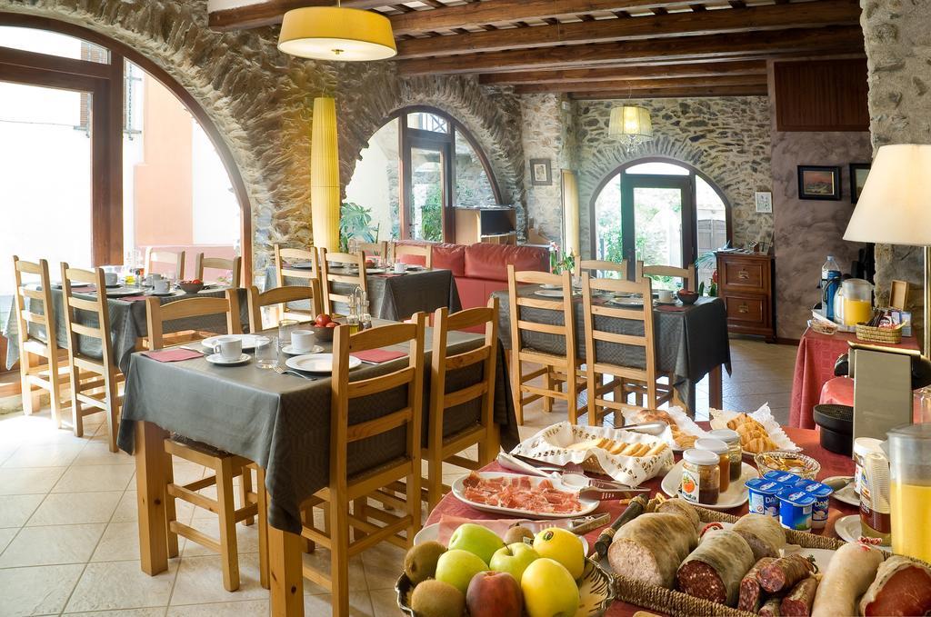 Can Garriga Country house Garriguella