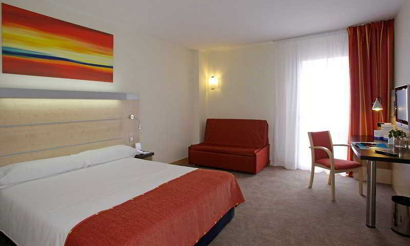 Hotel Girona 3 Salt