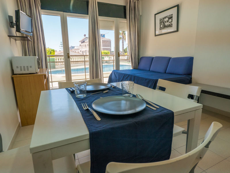 Apartment Ar Melrose Place *