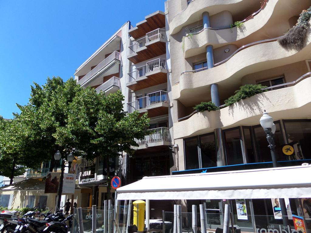 Apartment Apartament A La Placeta De Sant Joan 21, 3r Sant Feliu de Guixols
