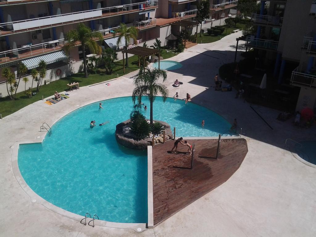 Aparthotel Rvhotels Port Canigo 2*