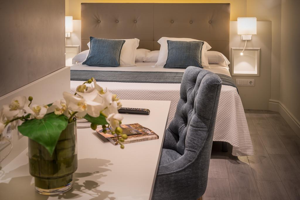 Pirineos Figueres By Pierre & Vacances Figueres (Girona)