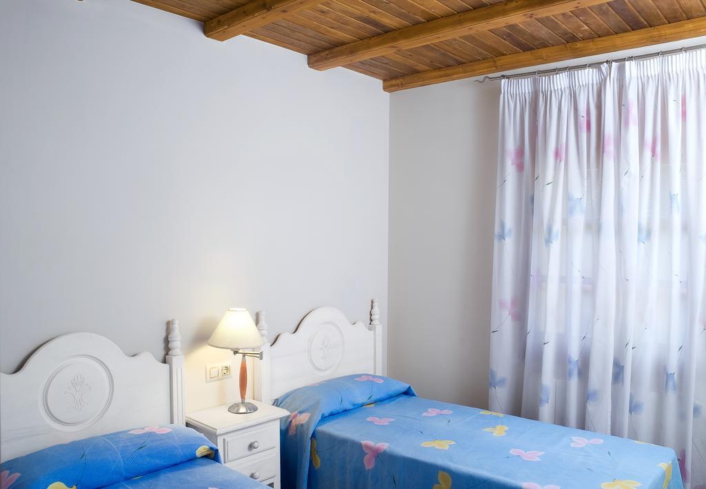 Can Garriga Ii I Iii Apartamento Garriguella