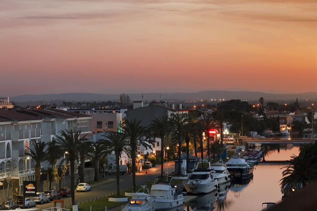 Apartment Port Grec *