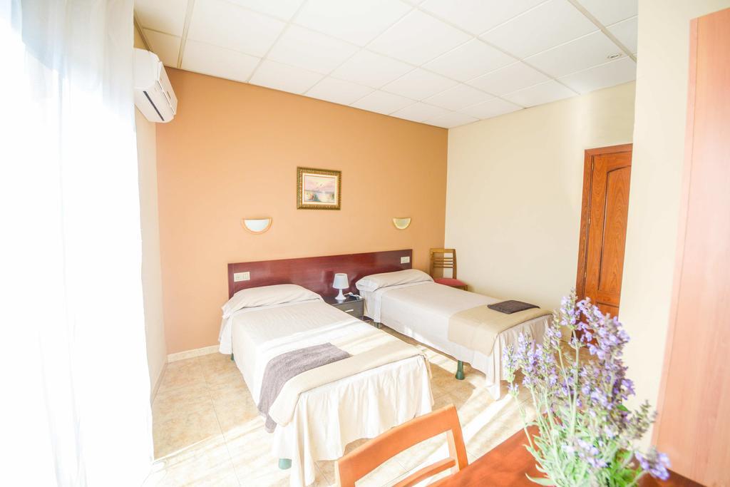 Guest house Torremirona Salt