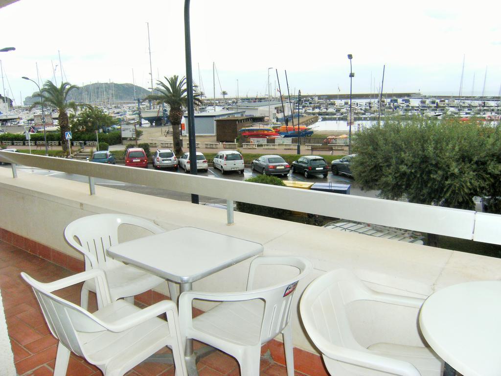 Marina Apartment *