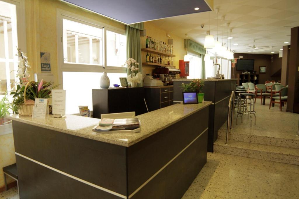 Proa Astor Hotel