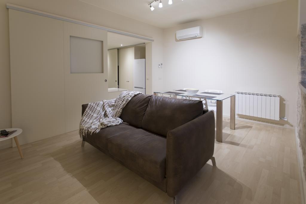 Bravissimo Cort Reial-3a Apartamento *