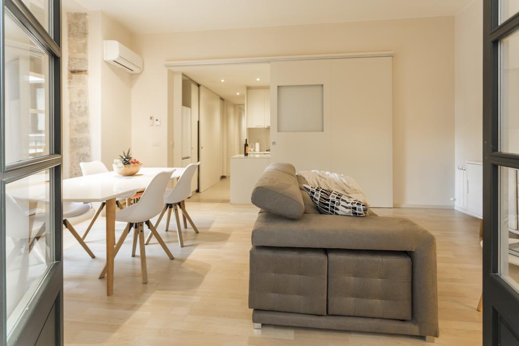 Apartment Bravissimo Cort Reial-3b