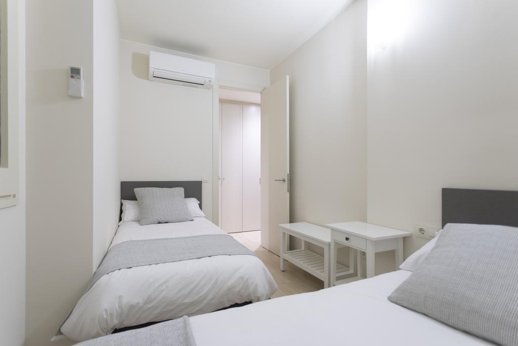 Apartment Bravissimo Cort Reial-3b