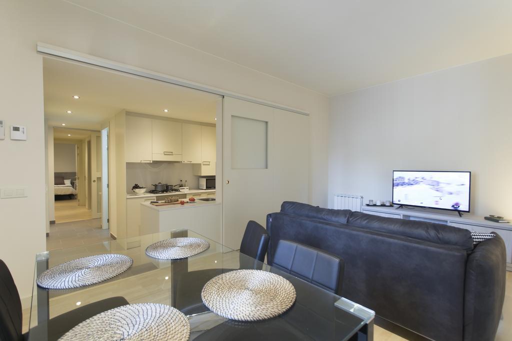 Bravissimo Cort Reial-2a Apartment