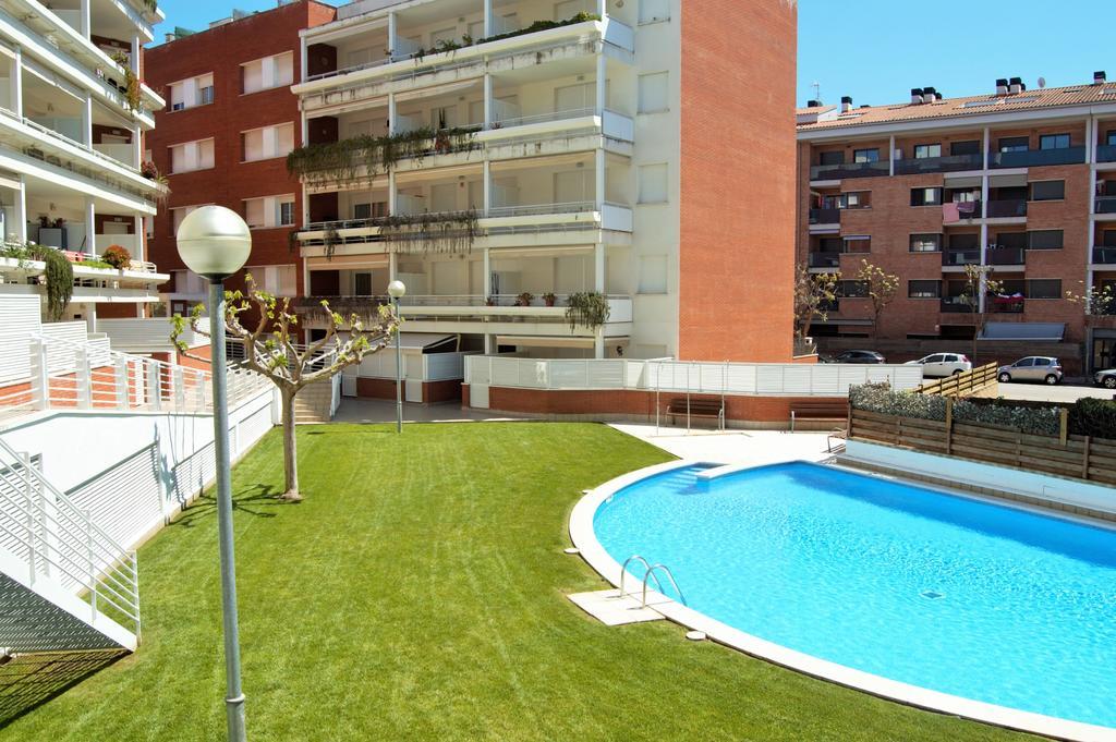 Apartment Naiss Garden Family