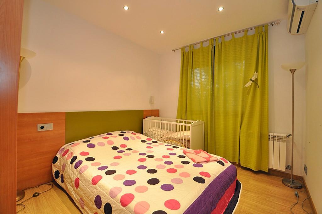 Roselles Villa *