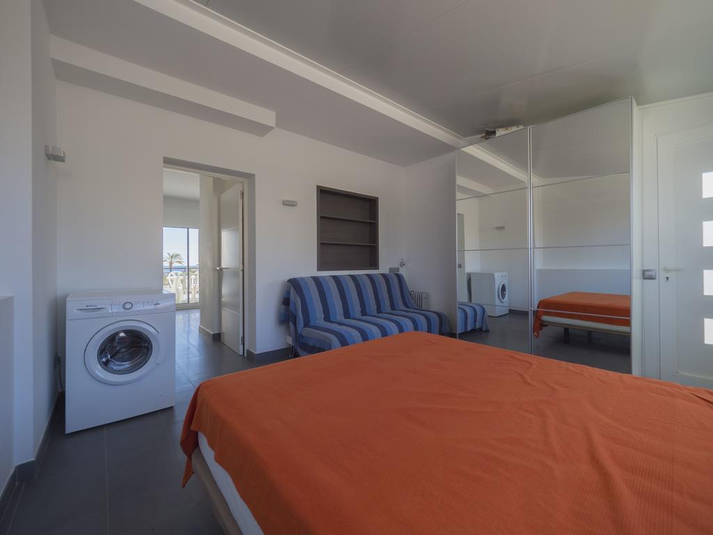 Inmosantos Oasis B8 Apartment Roses