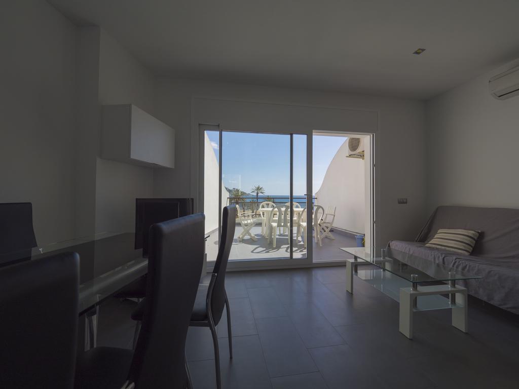 Inmosantos Oasis B8 Roses