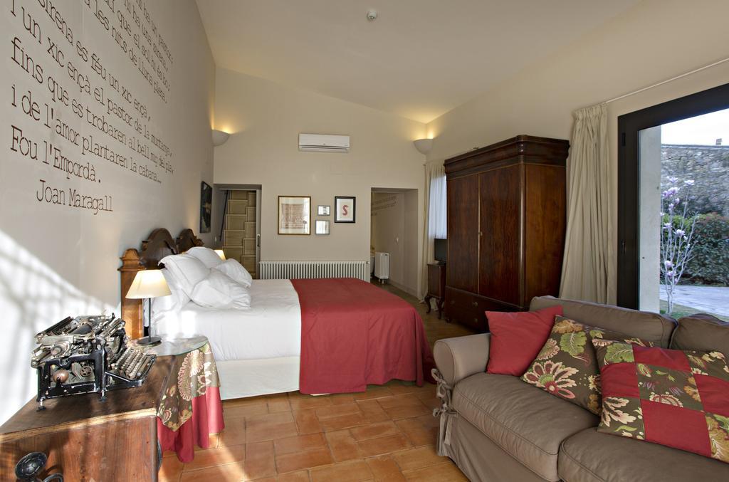 Encís D'empordà -adults Only- * Casavells