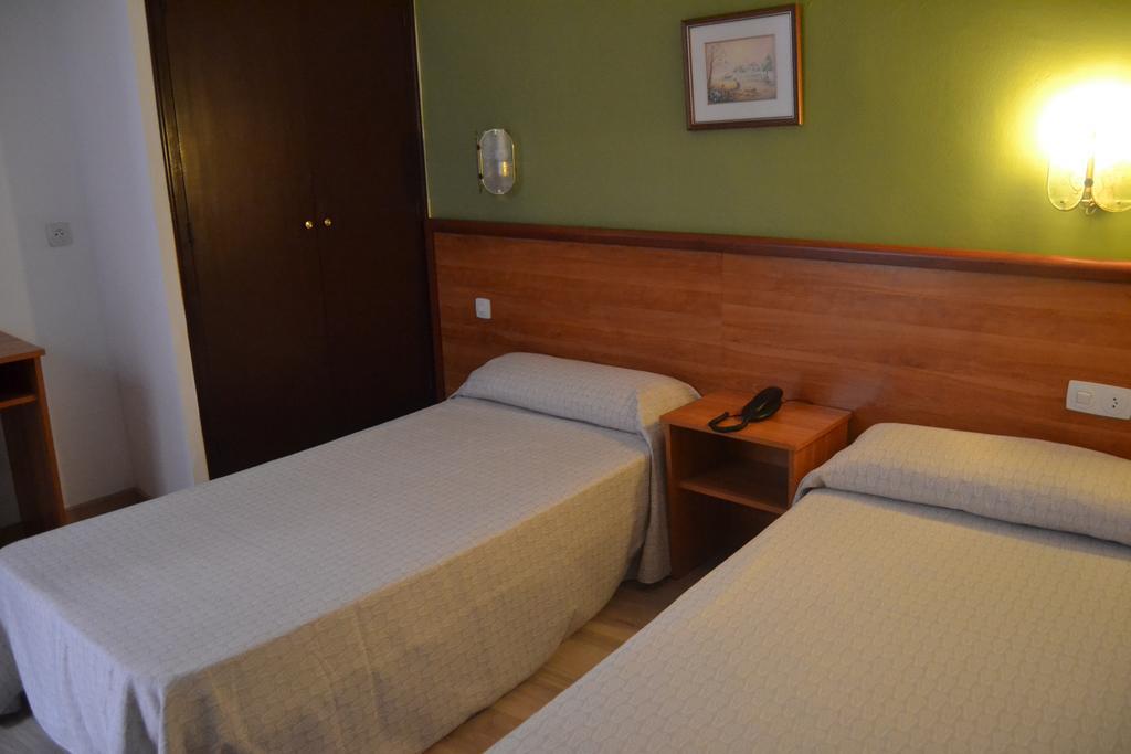 Proa Astor * Lloret de Mar