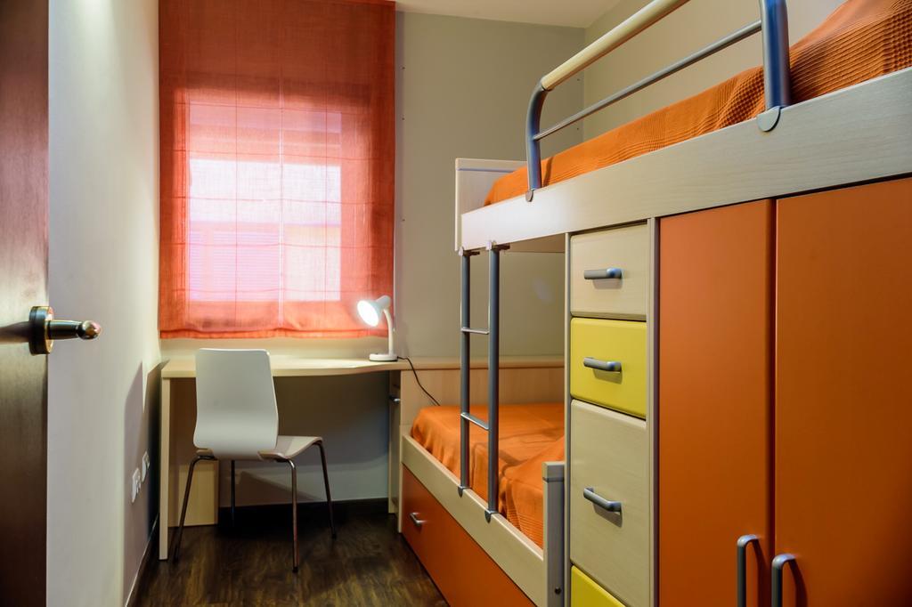 Apartment Costabravaforrent Residencial *