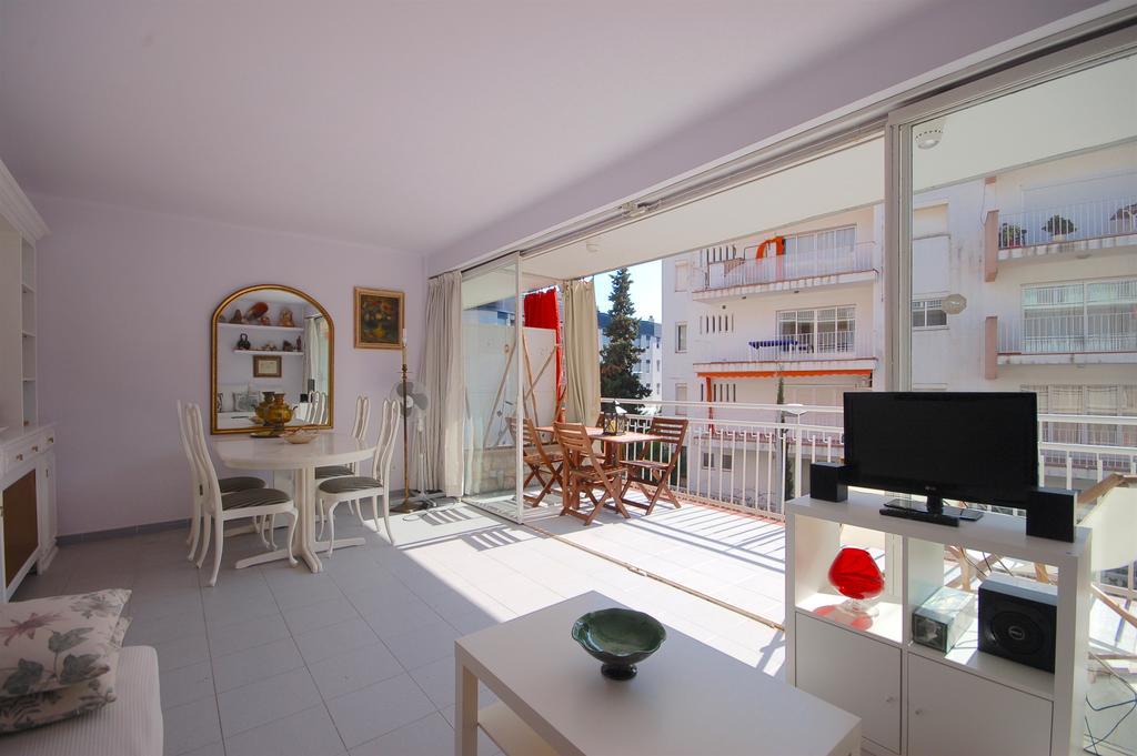 Lets Holidays Elsa Apartamento