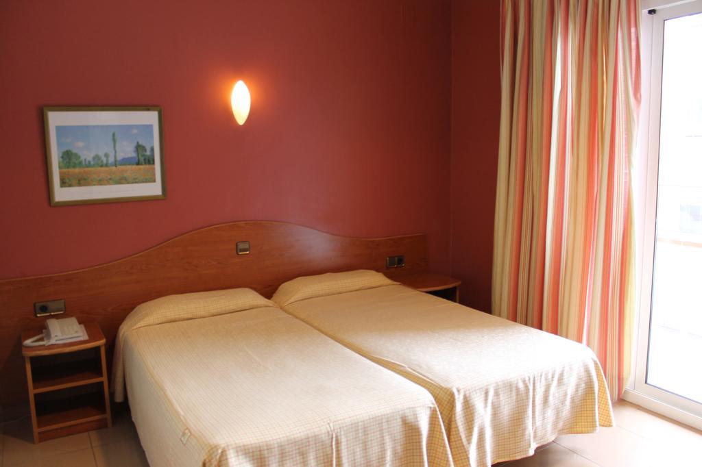Athene Neos 3* Lloret de Mar