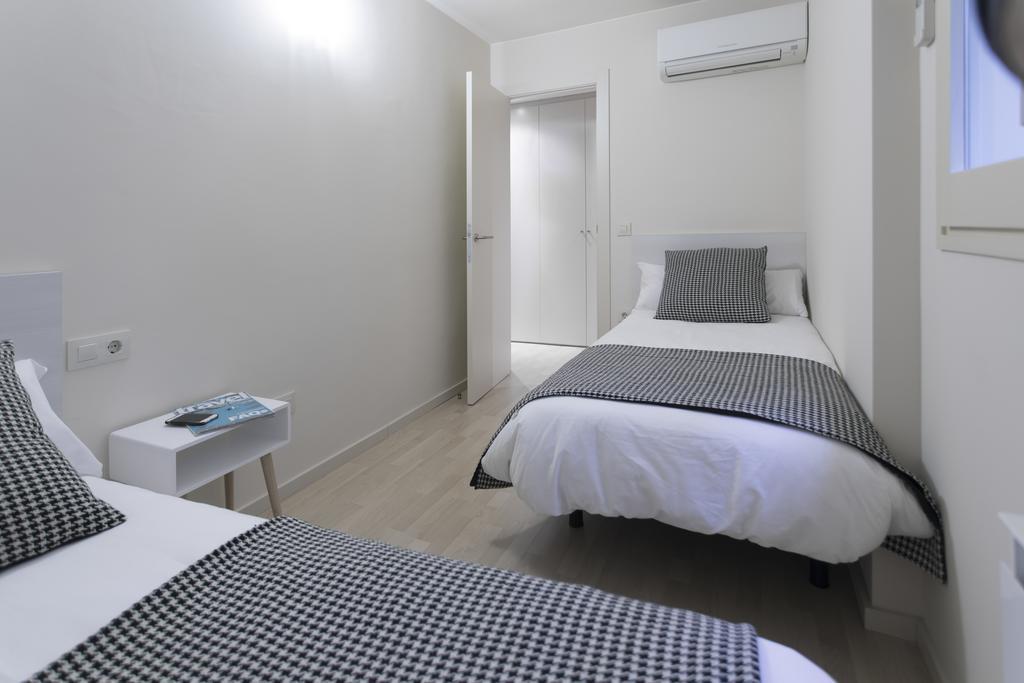 Bravissimo Cort Reial-1b * Gerona