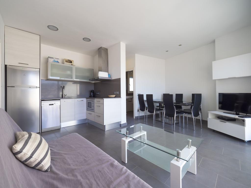Inmosantos Oasis B8 Apartment Roses