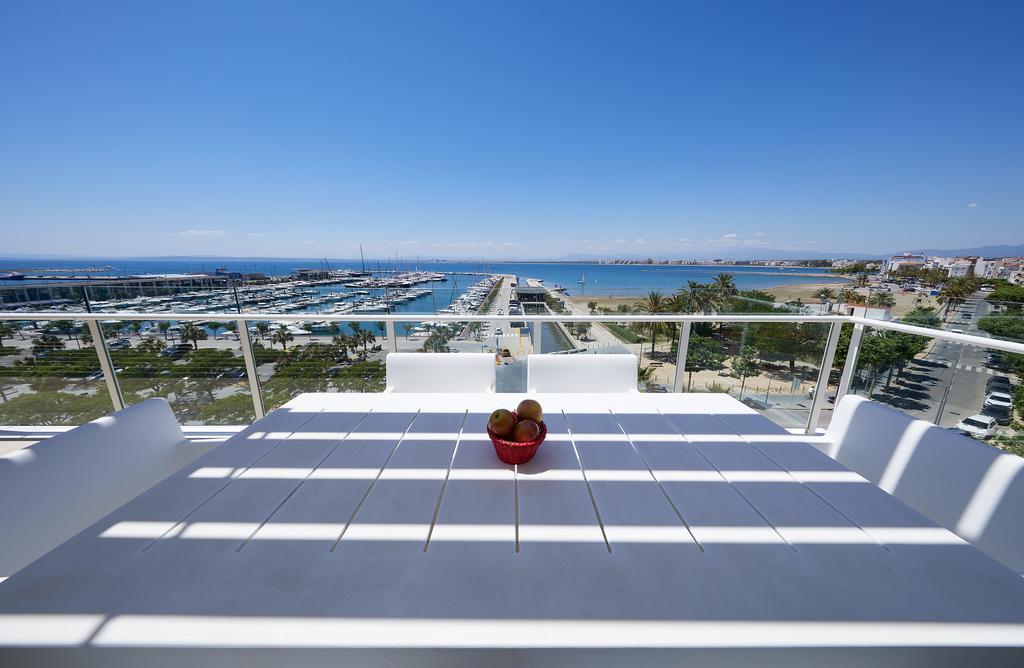 Terraza - Capvespre Rosas