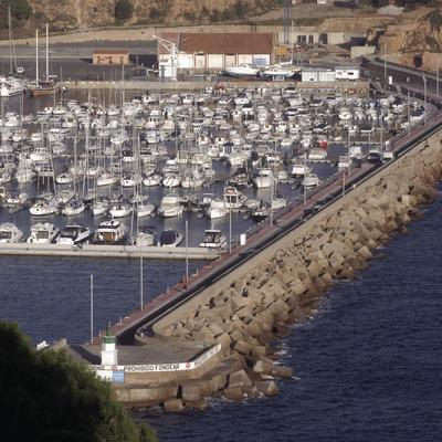 Chic Sant Feliu de Guíxols
