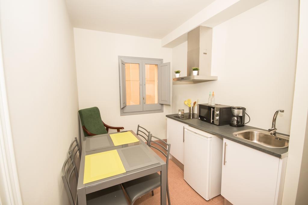 Apartment Center Plaza Figueres *
