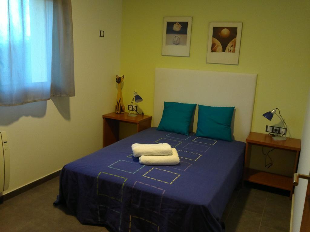 Livingirona Apartment *